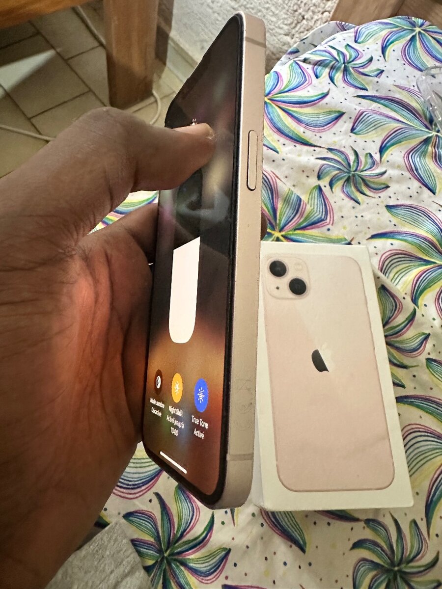 IPHONE 13