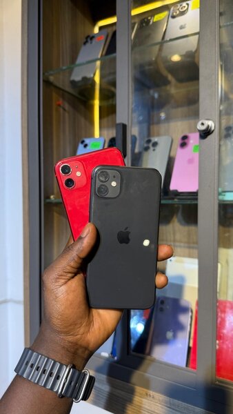 iPhone 11