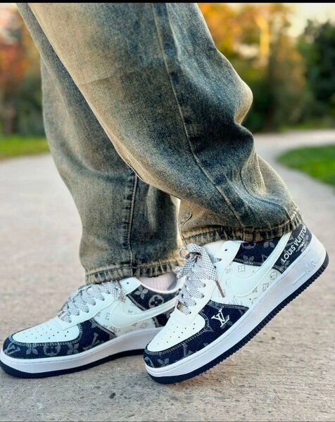 Fashion sneakers