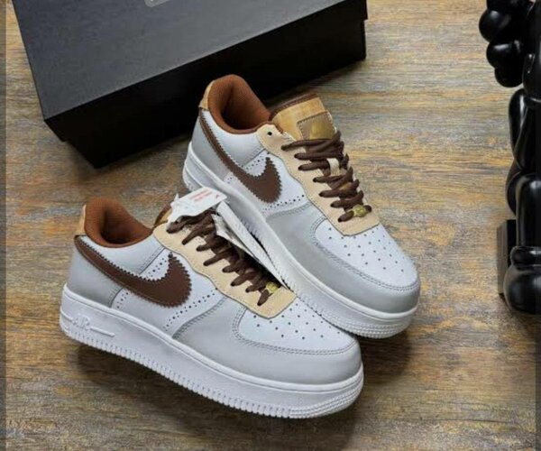 Sneakers tendance marron-blanc