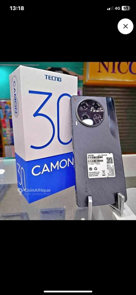 Camon 30