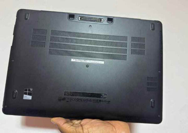Ordinateur portable Dell Pro