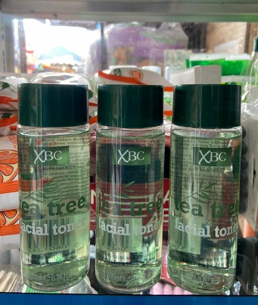 Tea tree facial toner