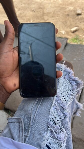 iPhone XR Noir