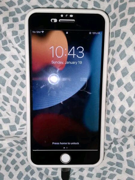 iPhone 7plus 128gb