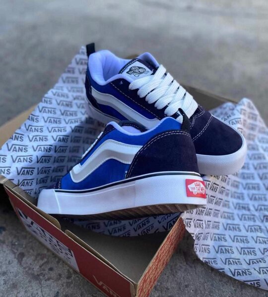 Vans big lace