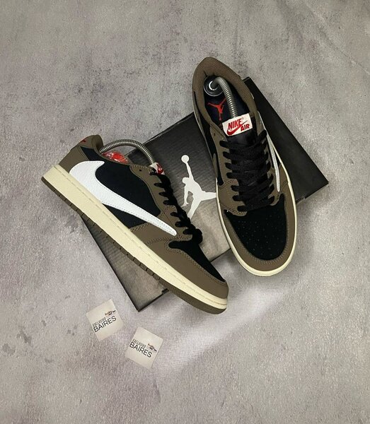 Fashion sneakers