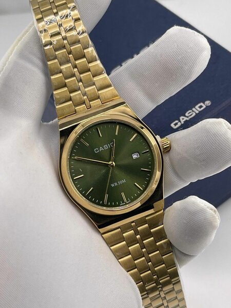 MONTRE LUXE HOMME CASIO