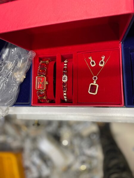 Jewelry set