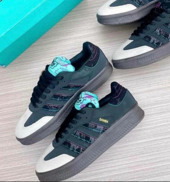 Fashion sneakers