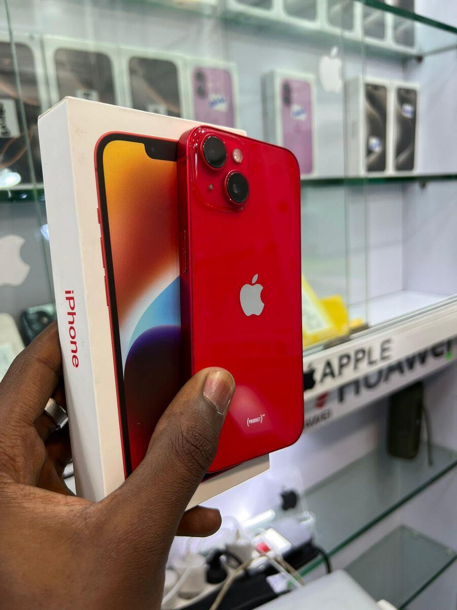 iPhone 14 128go CE