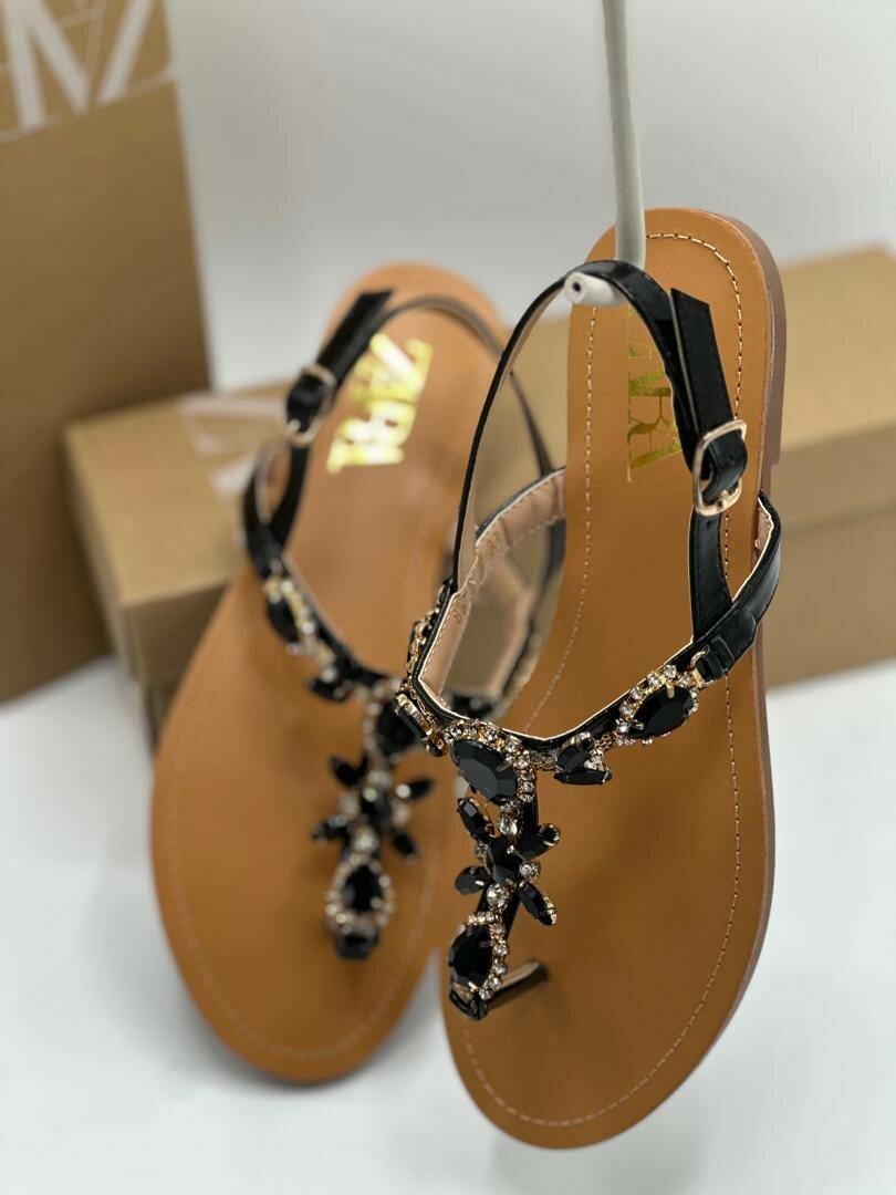 Zara pretty feet