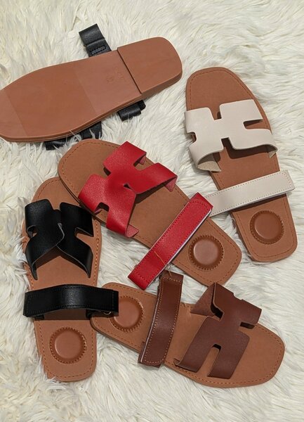 slippers