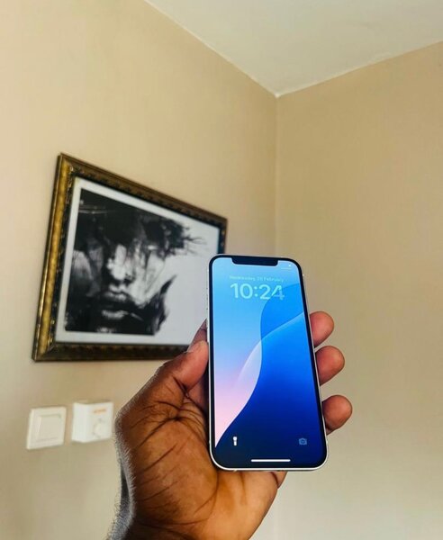 iPhone 12