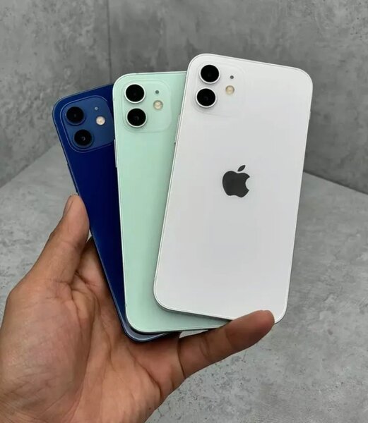 iPhone 12