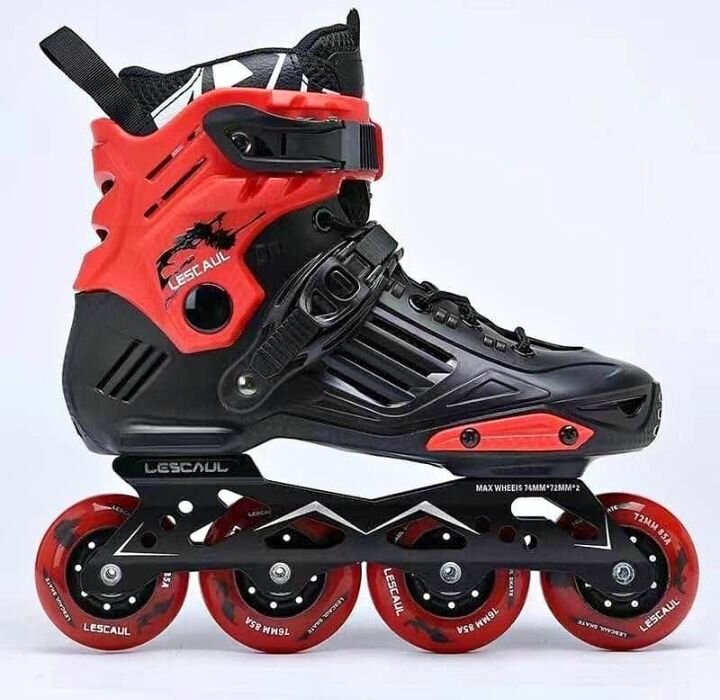 Roller en ligne rapide rouge