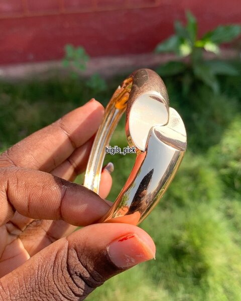 Cuff bangles