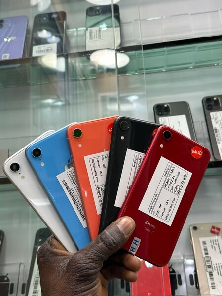 iPhone XR