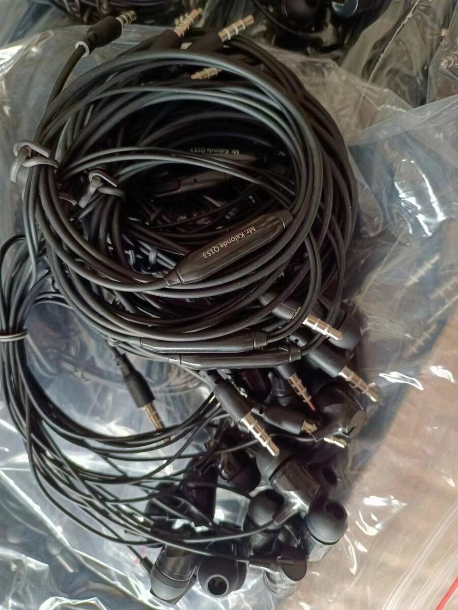 Mr Kalonde headsets