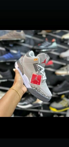 Jordan 4