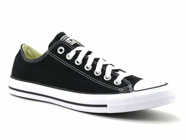 Baskets basses noires classiques