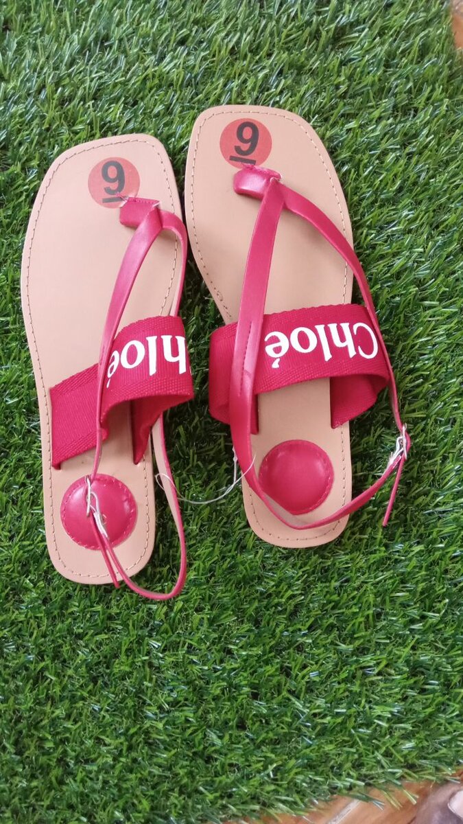Ladies sandals