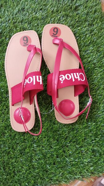 Ladies sandals