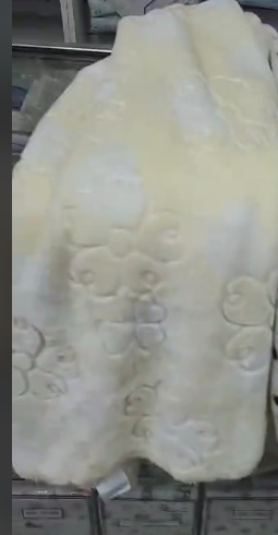 baby blanket yellow