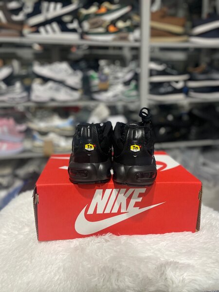 Nike TN