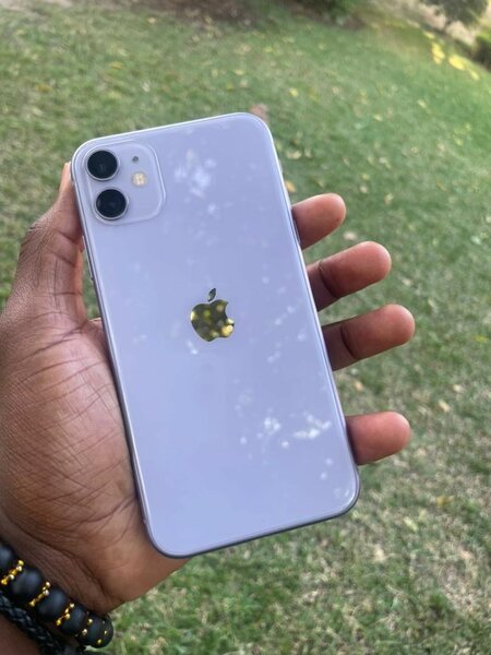 iPhone 11