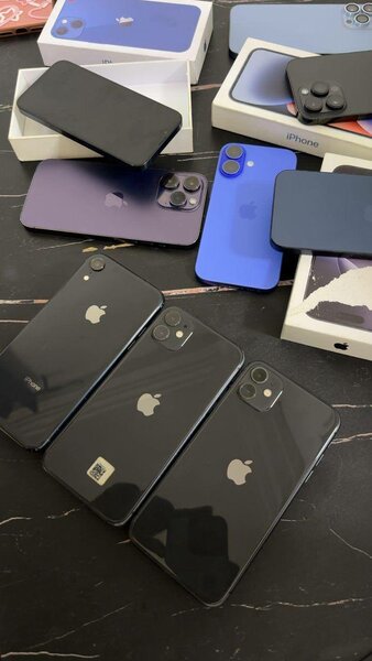 IPHONE 11