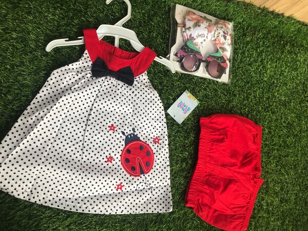 Girls dress
