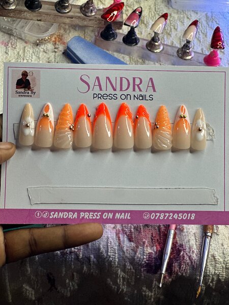 Press on Nail