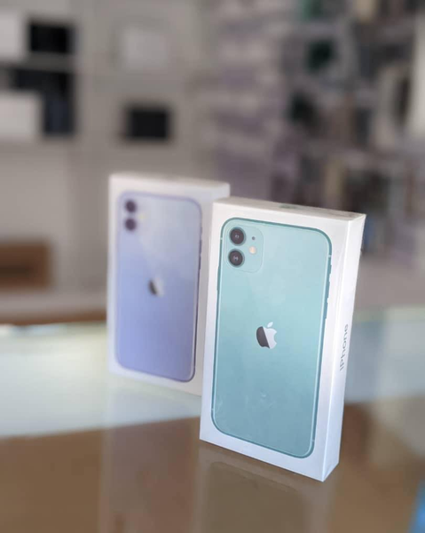 iPhone 11