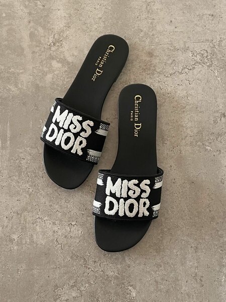 Flip flops