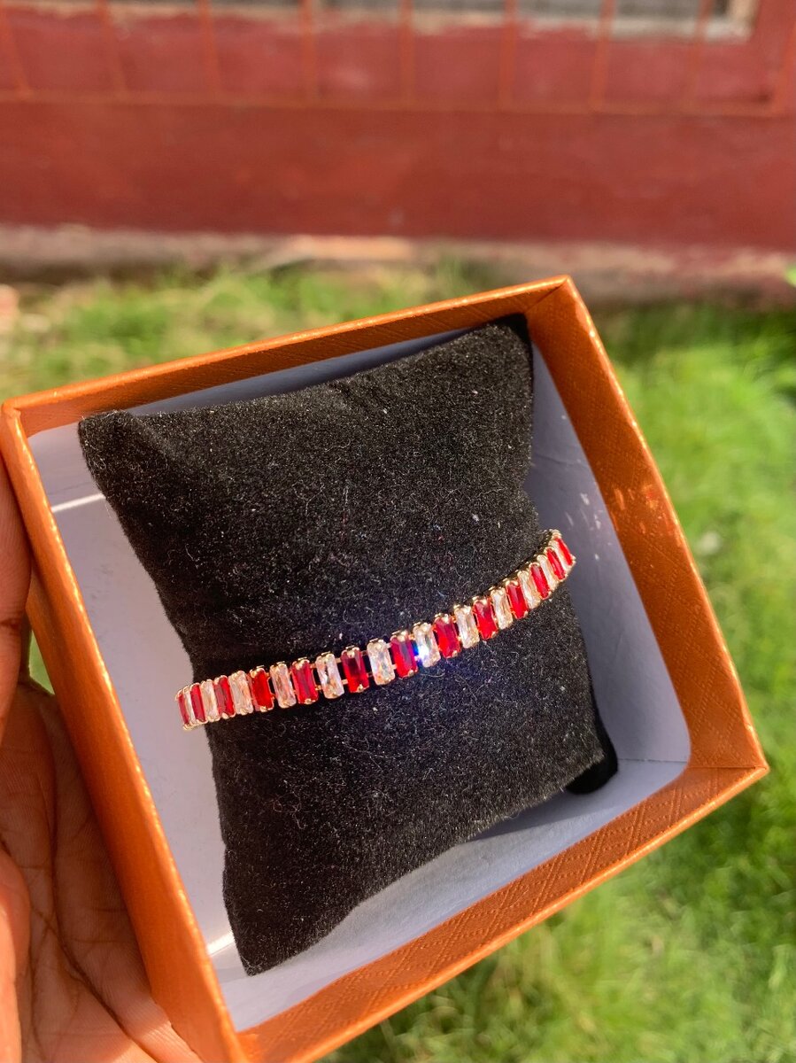 Bracelet