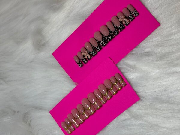 PRESS ON  NAILS