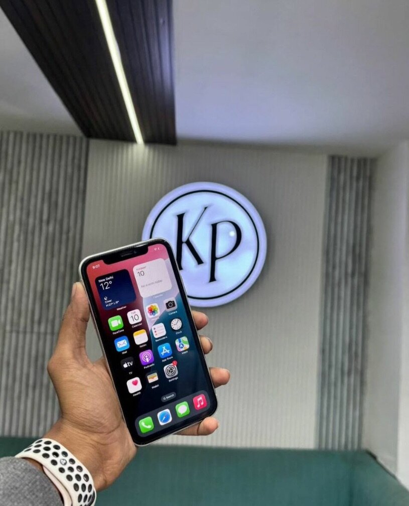 iPhone 11