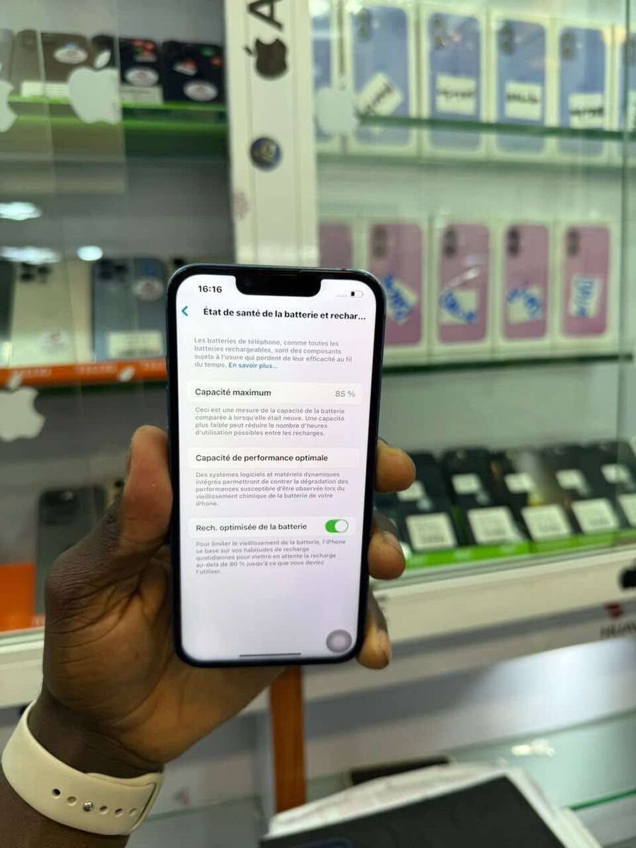 iPhone 13