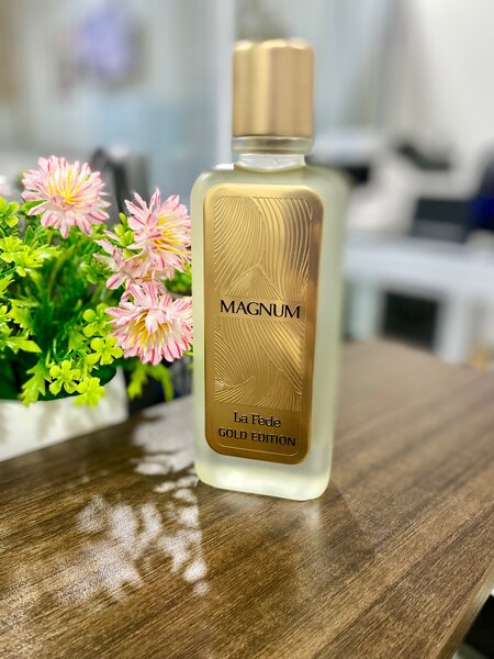 Monument perfume