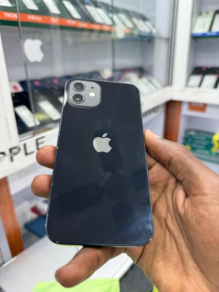 iPhone 12 64go fine fissure