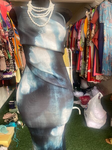One hand dress