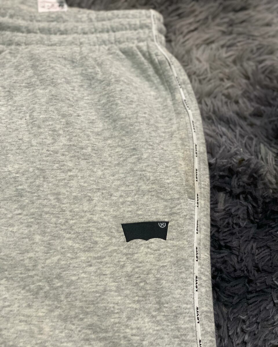LEVI'S Pants