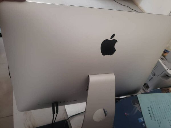 Apple Desktop