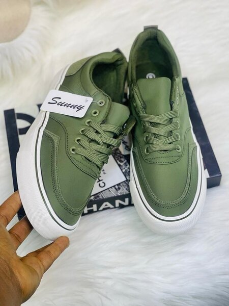 Mens shoes