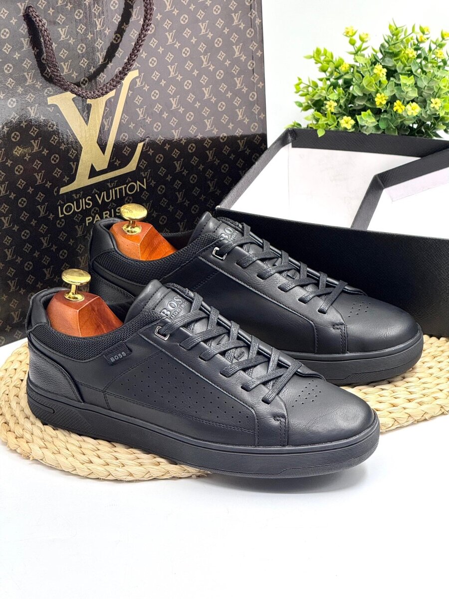 BOSS ALL BLACK