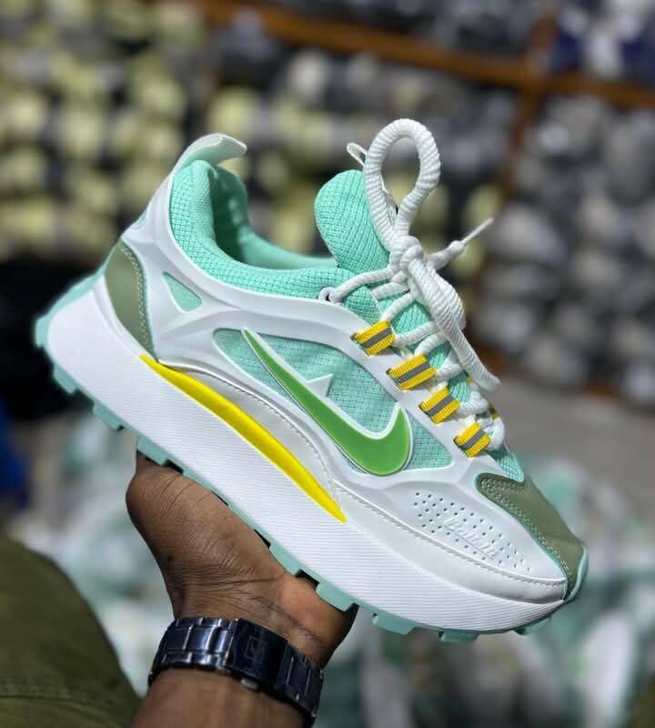 Sneakers modernes sport fashion