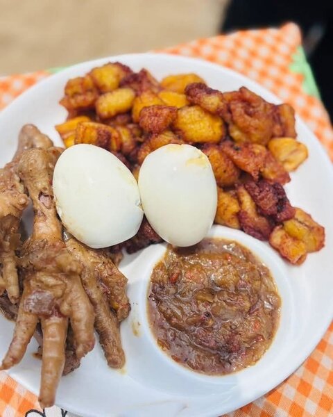 Alloco 2 œuf 3pattes de poulet