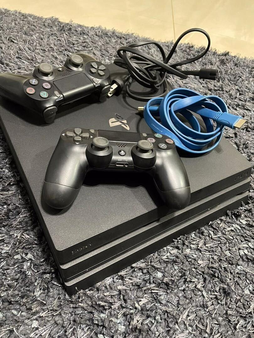 Play station 4 pro