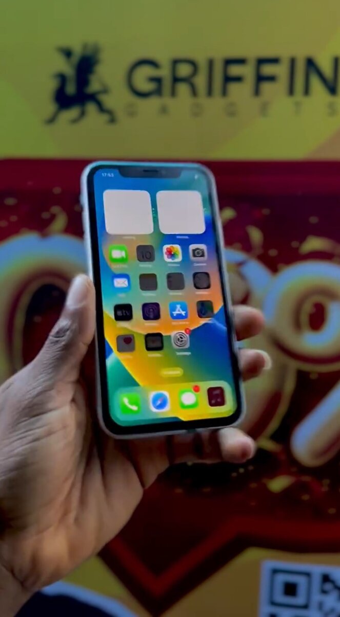 iPhone XR